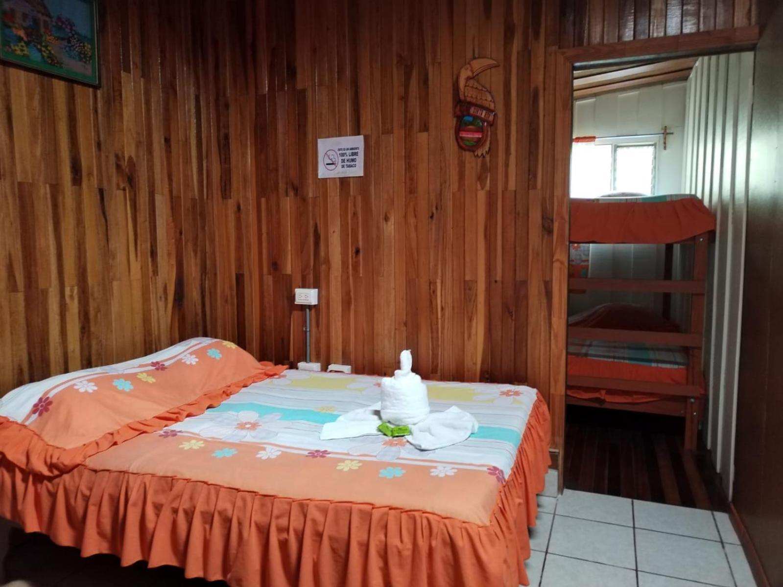 Pension Y Cabinas Colibri B&B Costa Rica Monteverde Екстериор снимка