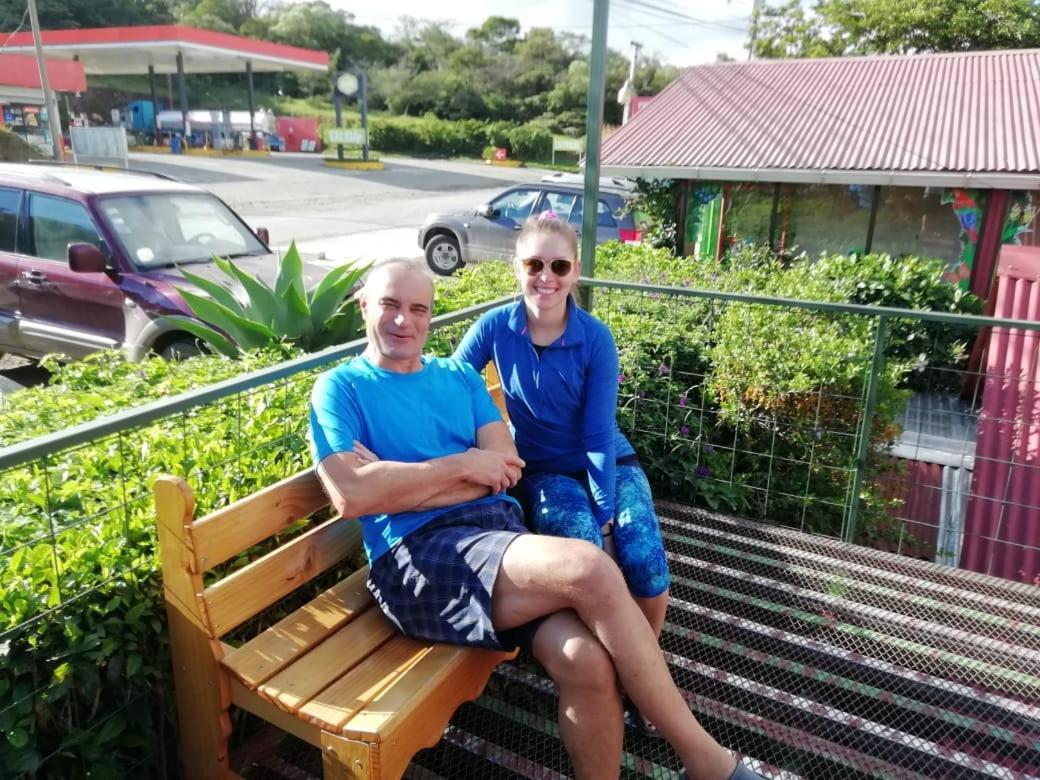 Pension Y Cabinas Colibri B&B Costa Rica Monteverde Екстериор снимка
